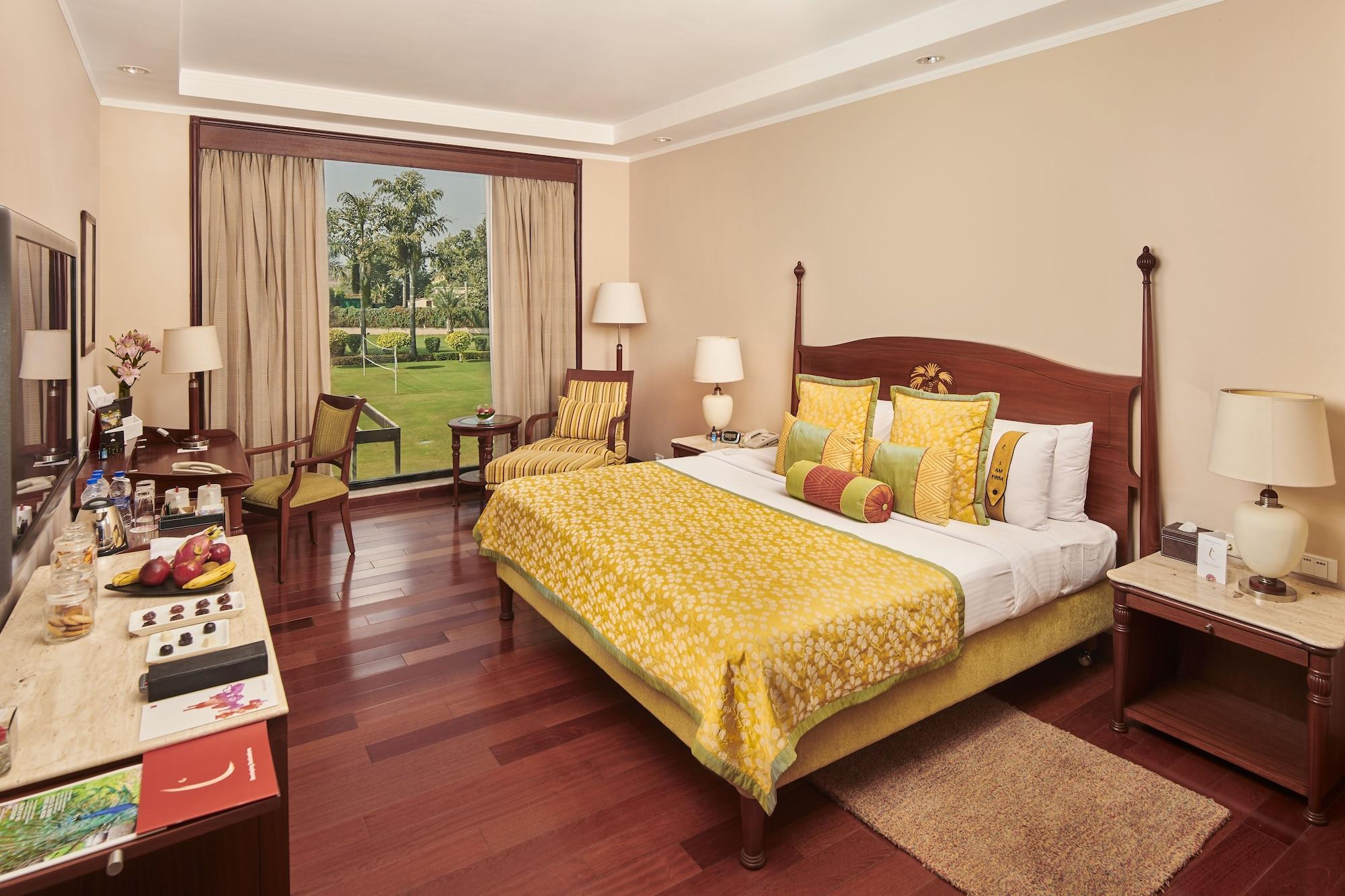 Hotel The Lalit Temple View Khajurāho Zewnętrze zdjęcie