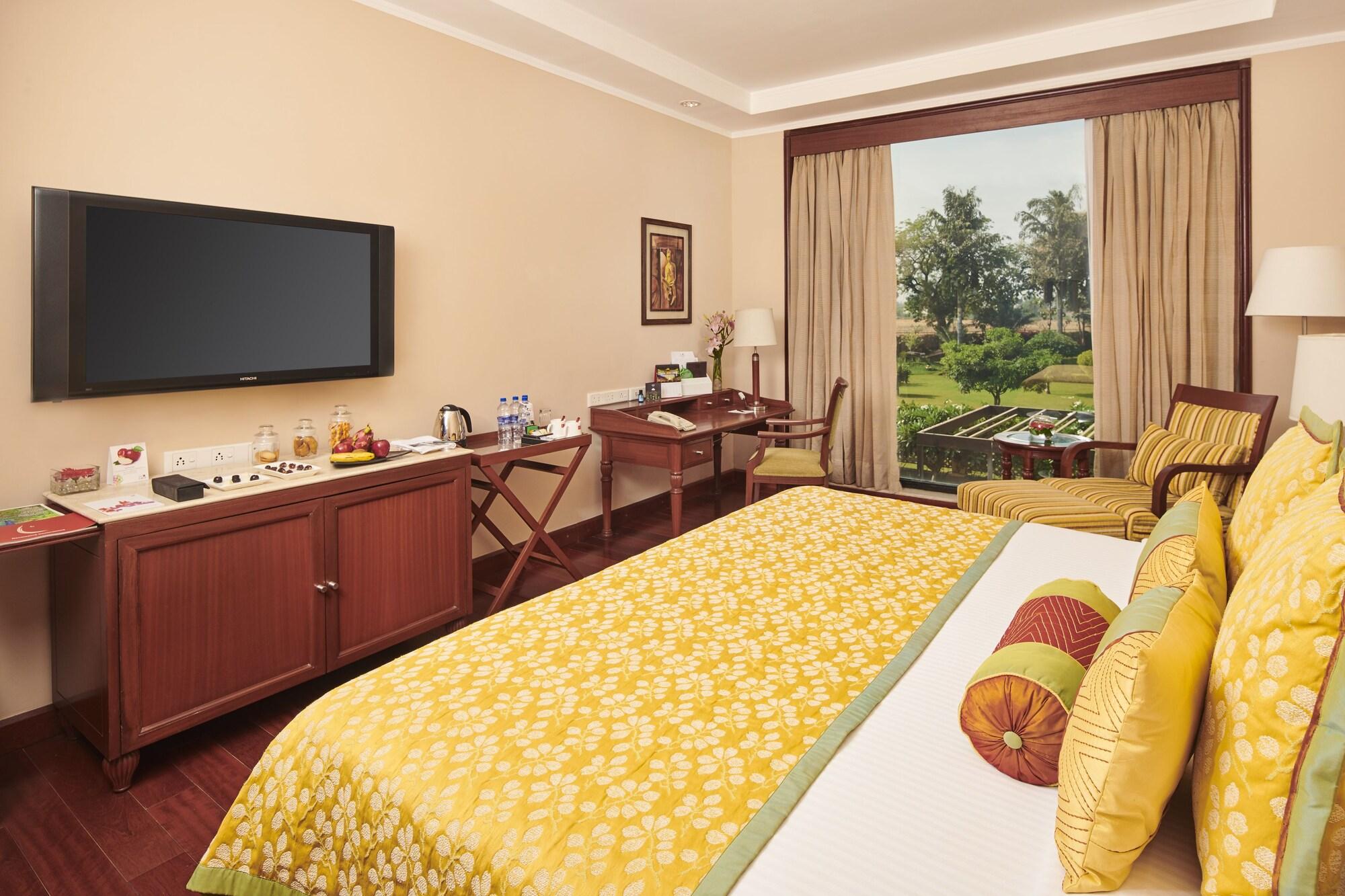 Hotel The Lalit Temple View Khajurāho Zewnętrze zdjęcie