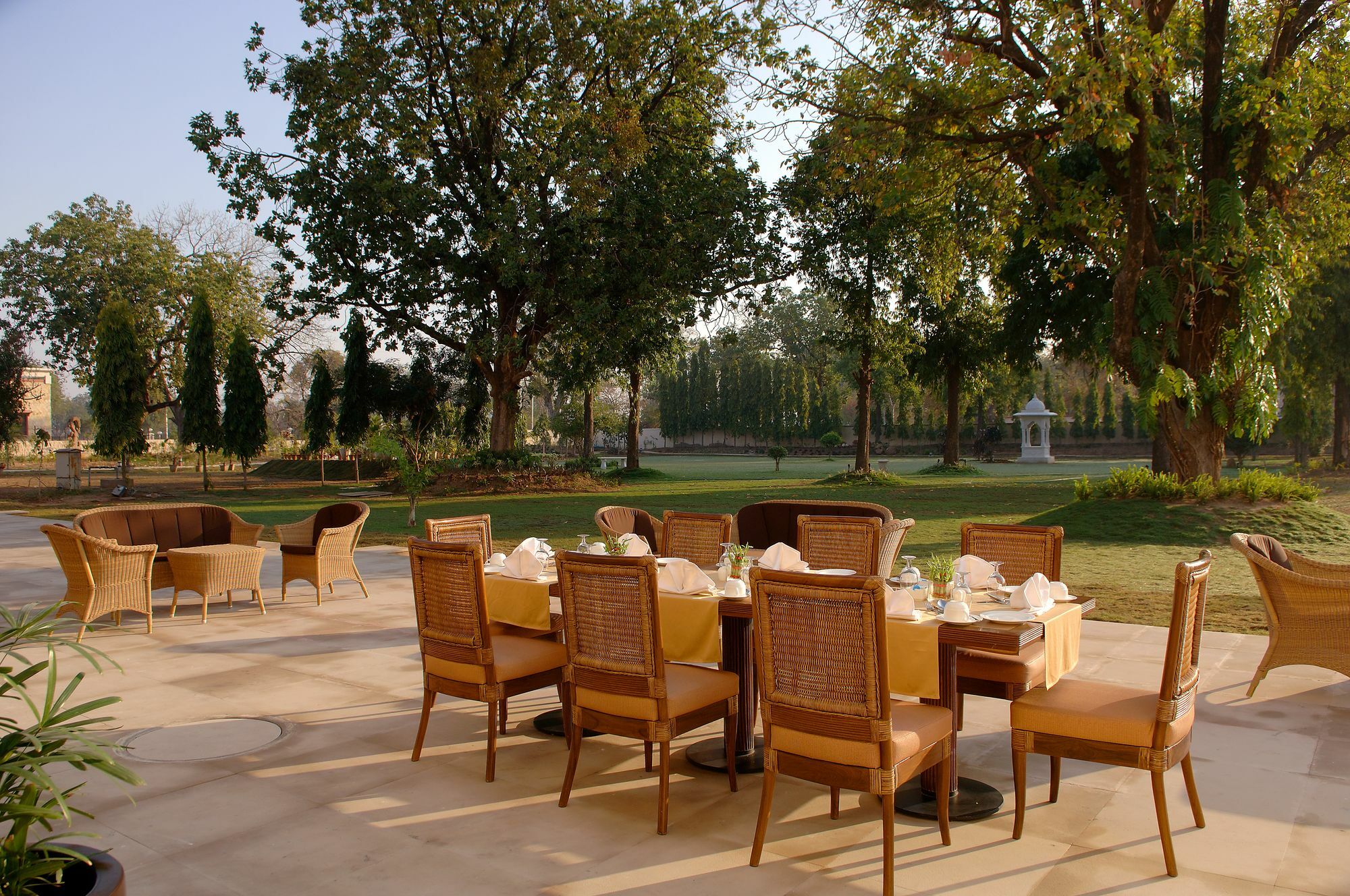 Hotel The Lalit Temple View Khajurāho Restauracja zdjęcie